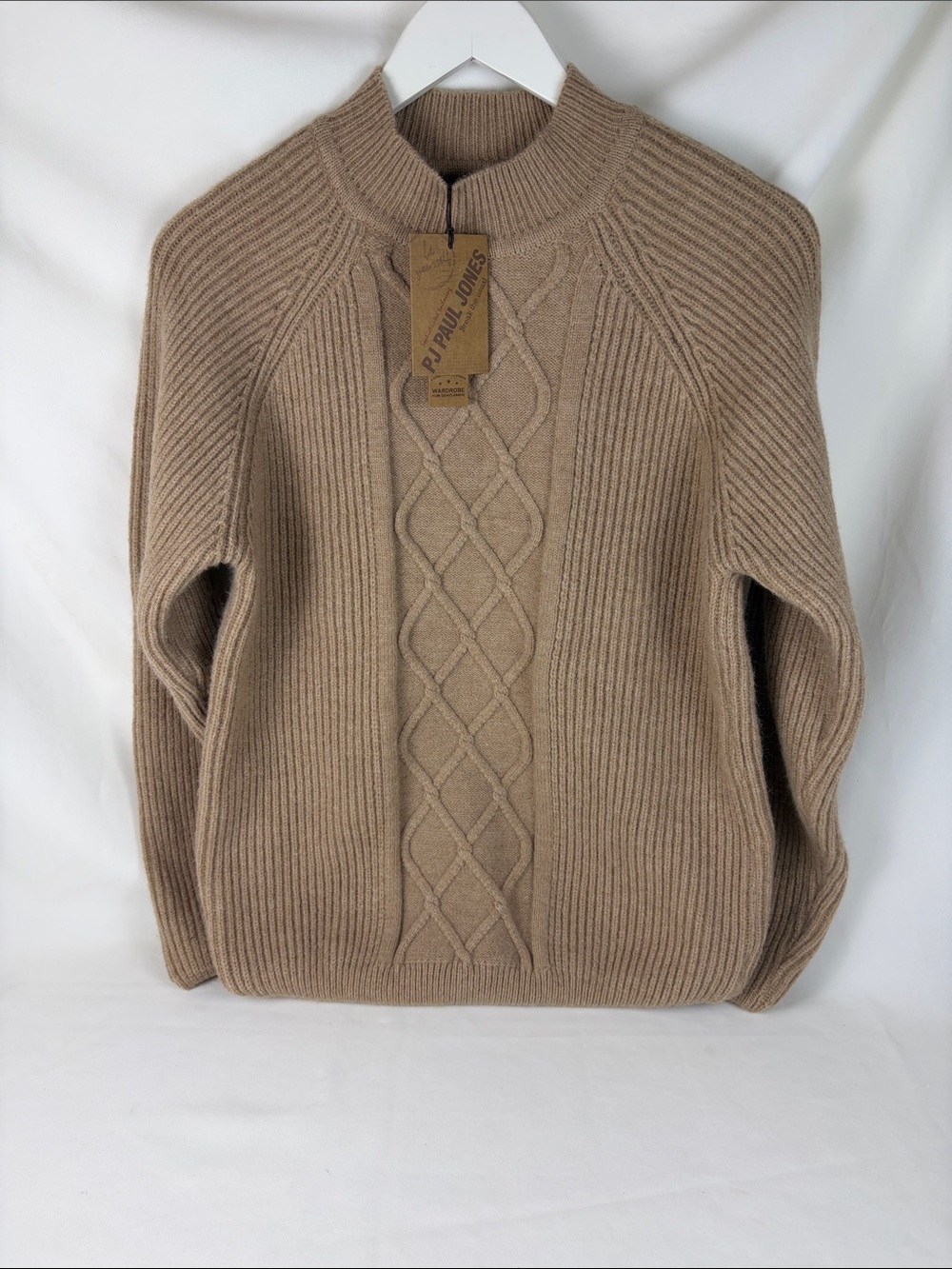 PJ Paul Jones Twisted chunky Tan Pull On Men’s Sweater Size Small